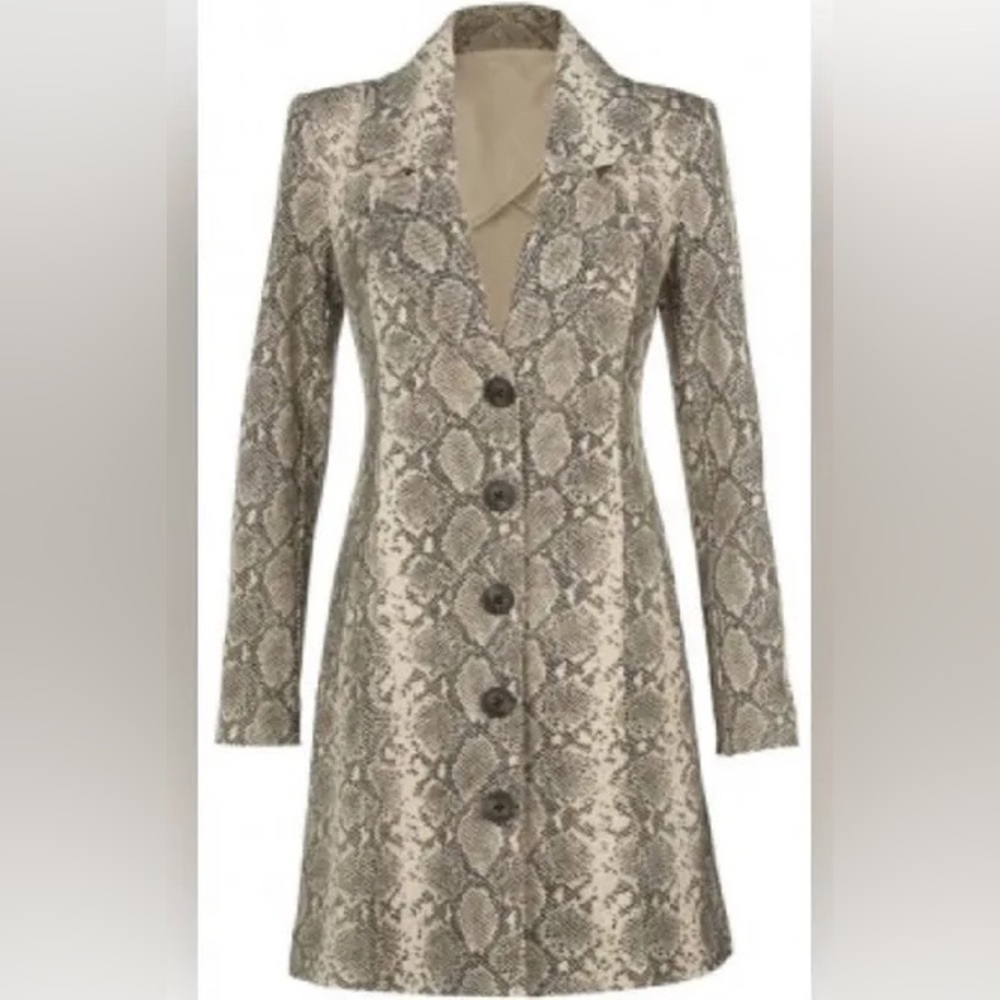 Cabi King Cobra Coat style #4114 size S.  NWOT.